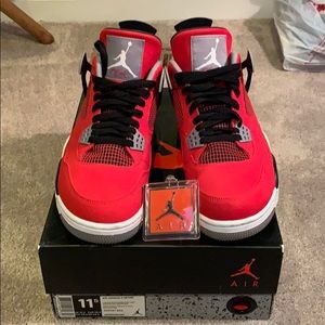 Jordan 4 Retro Toro 11.5
